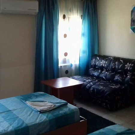 Iglika Hotel Jambol Kültér fotó