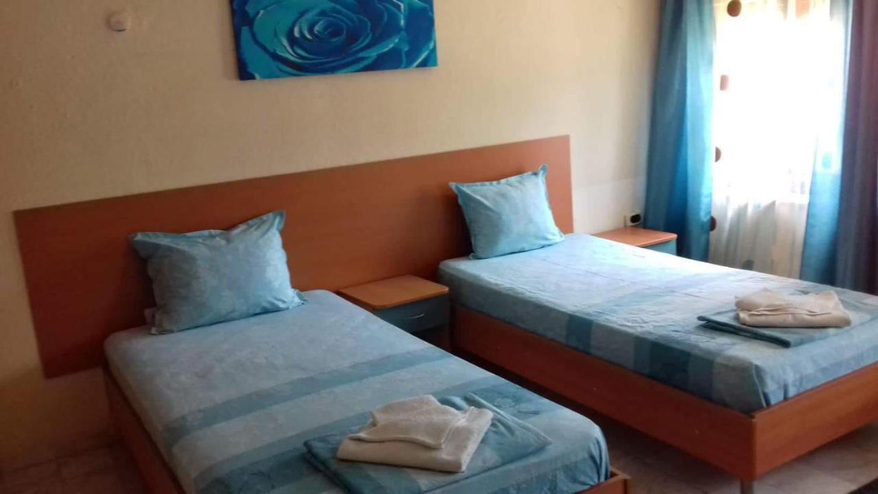 Iglika Hotel Jambol Kültér fotó